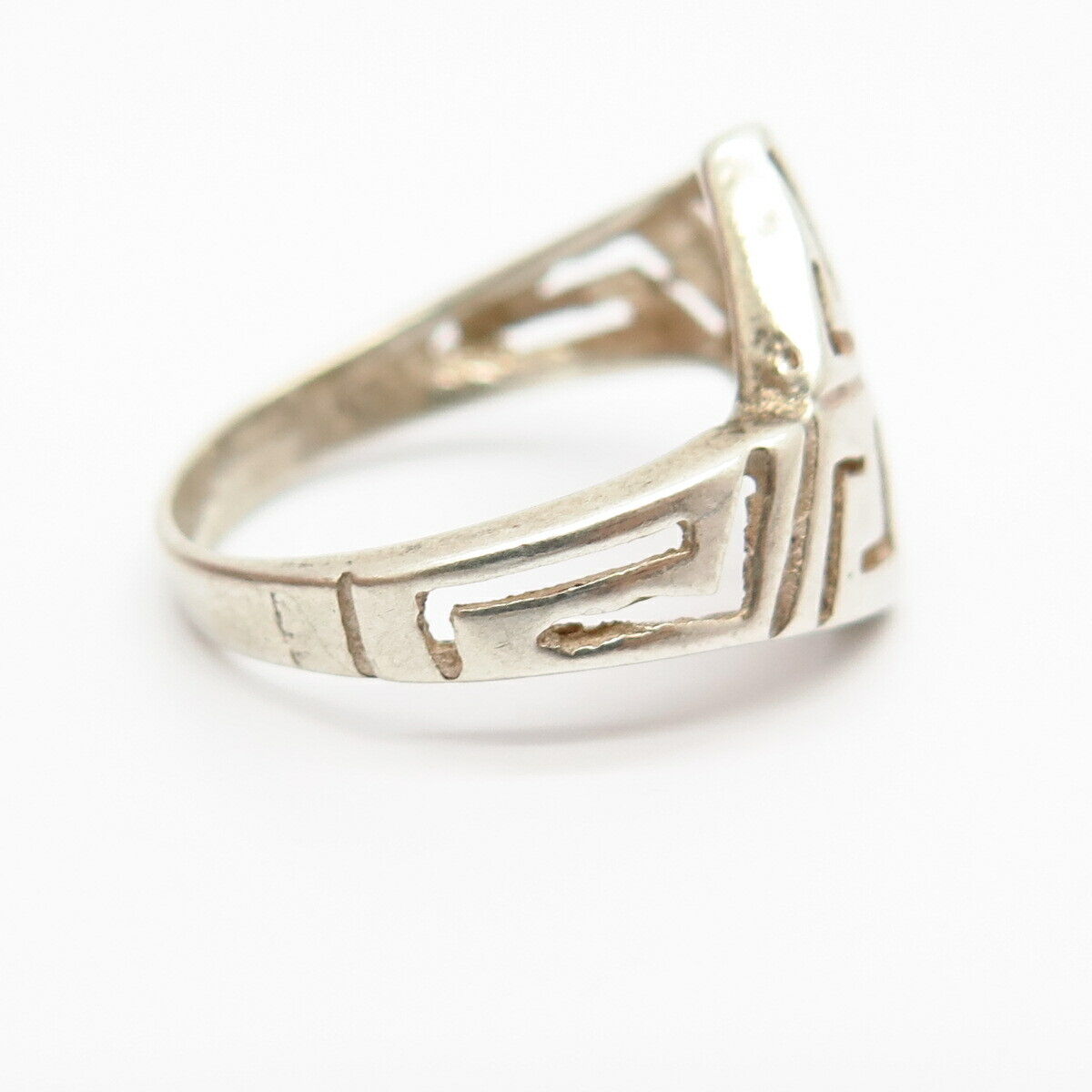 925 Sterling Silver Tribal Design Bypass Ring Size 7 1/4