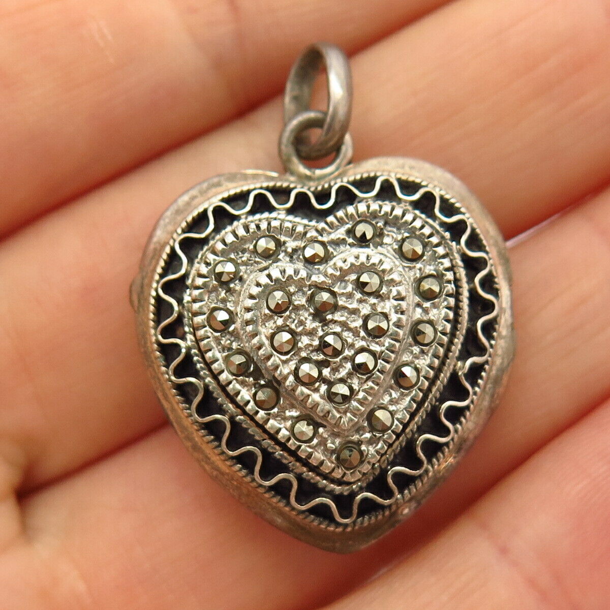 925 Sterling Silver Real Marcasite Gem Heart Design Locket Pendant