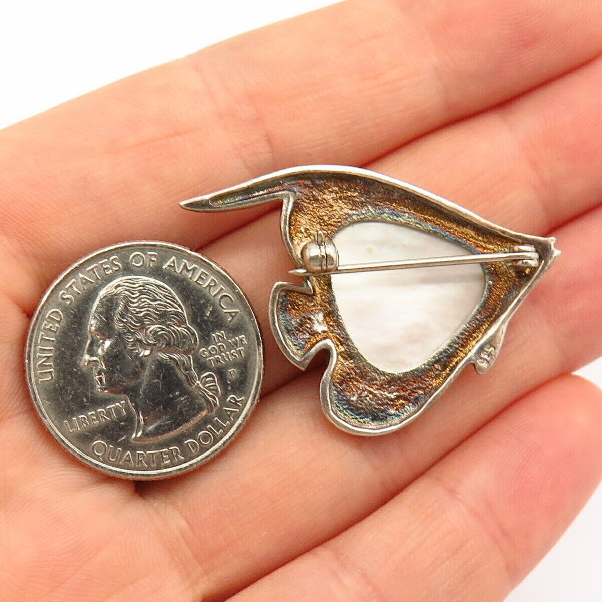 925 Sterling Silver Real Mother-Of-Pearl Tropical Fish Design Pin Brooch