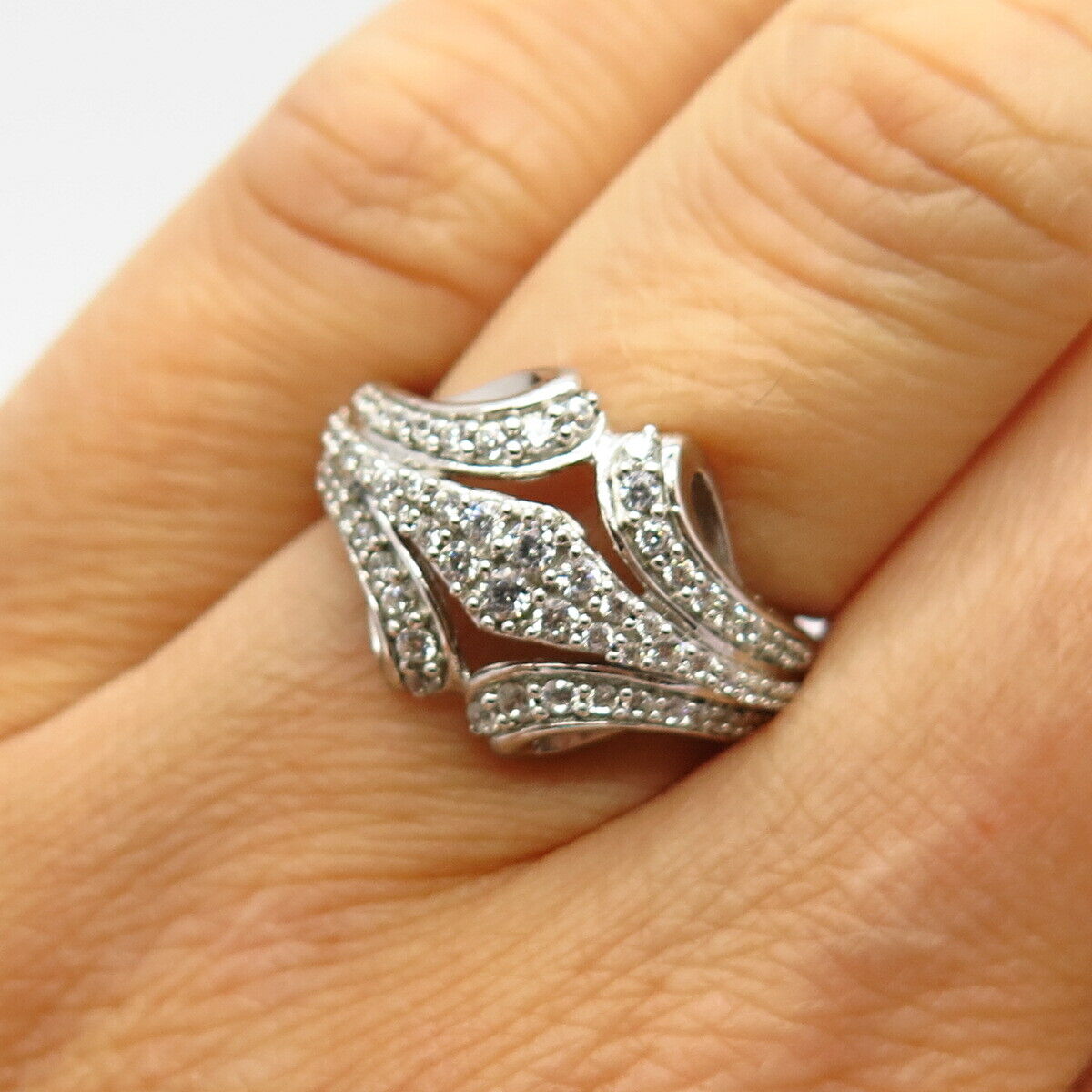 925 Sterling Silver C Z Swirl Floral Design Ring