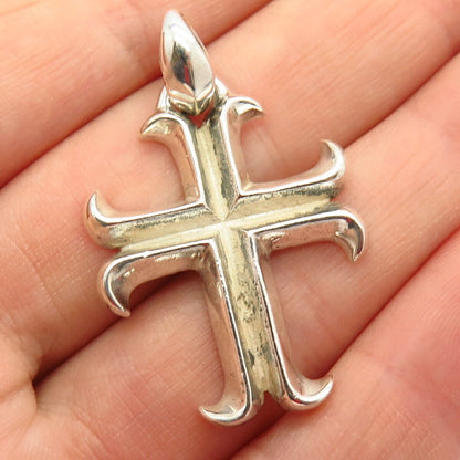 925 Sterling Silver Carved Design Cross Pendant