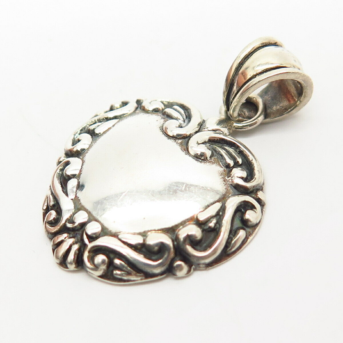 925 Sterling Silver Swirl Heart Design Pendant