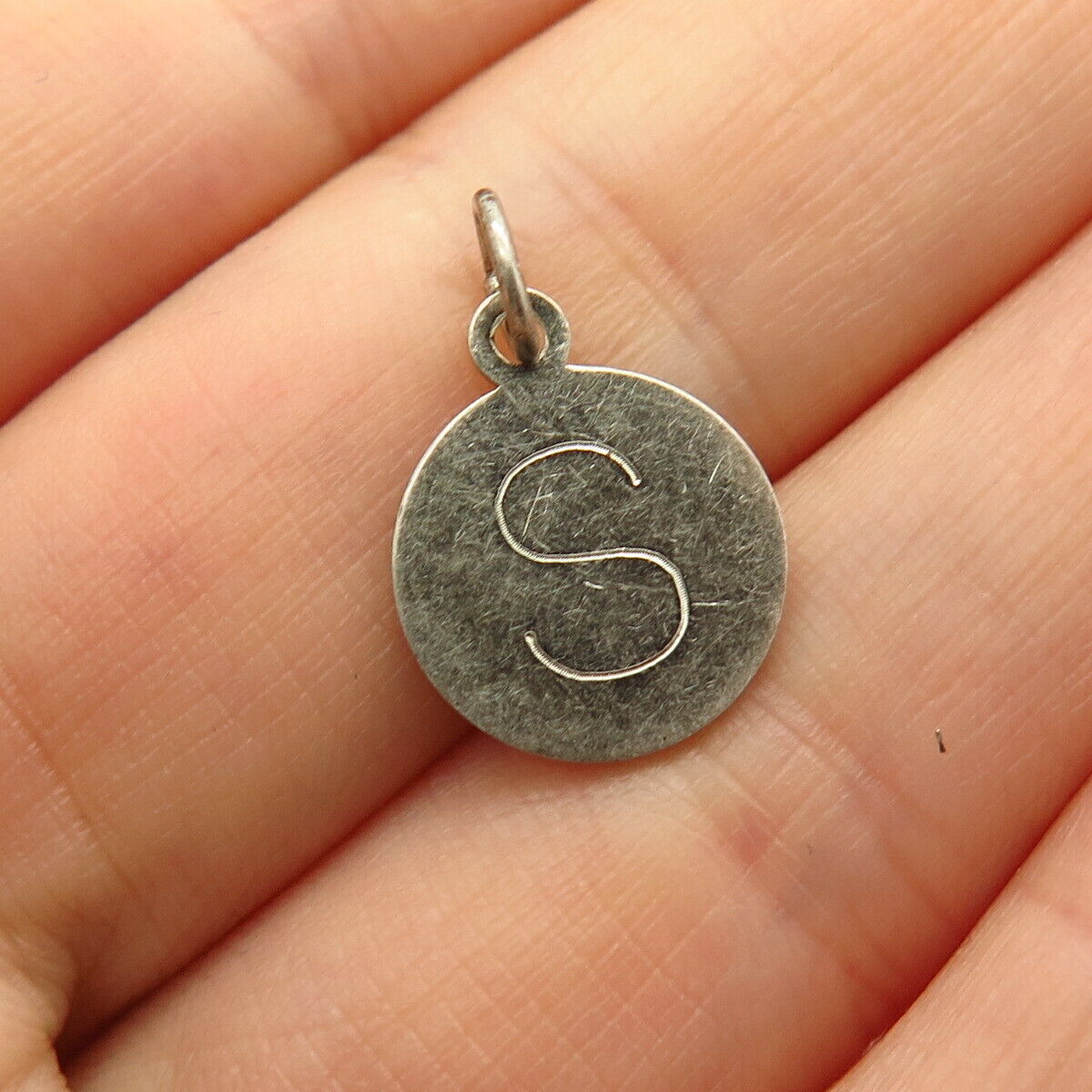 925 Sterling Silver Letter "S" Initial Design Round Pendant