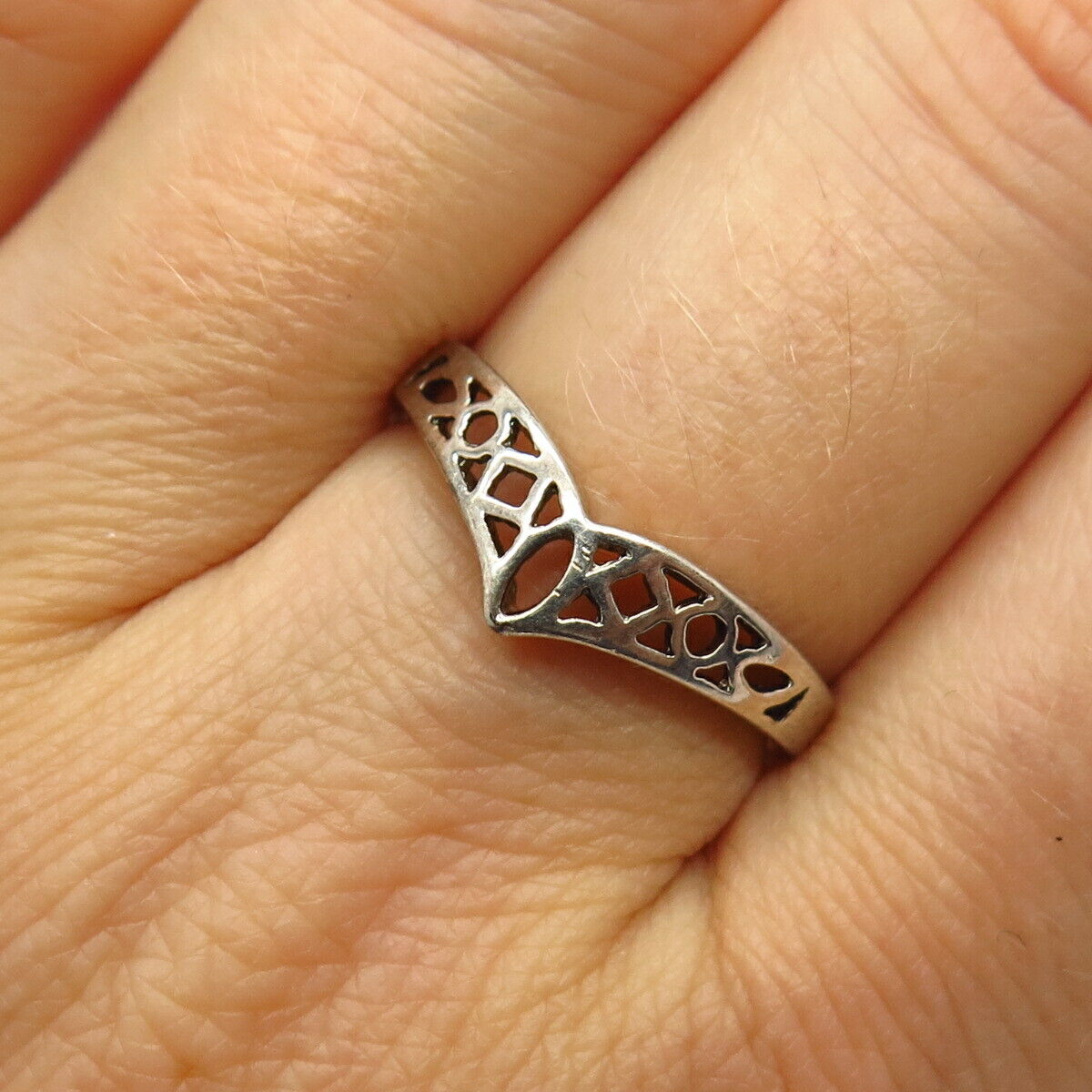 925 Sterling Silver Arrow Design Ring Size 7 3/4