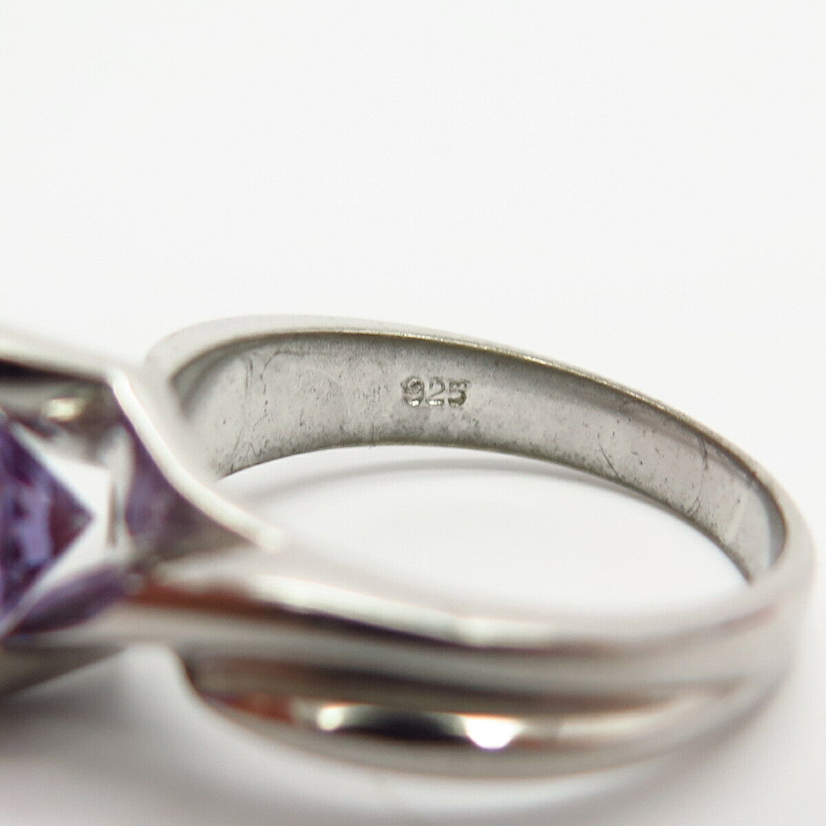 925 Sterling Silver Amethyst-Tone C Z Crossover Design Cocktail Ring Size 7 1/4