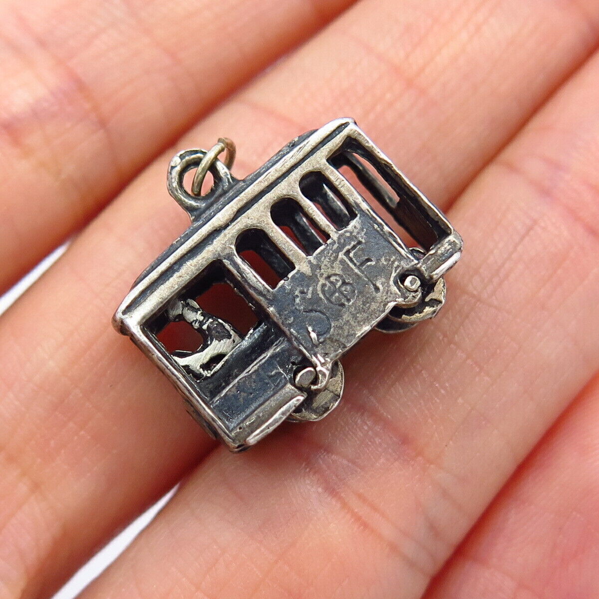 925 Sterling Silver Vintage Movable Tram / Cable Car Design Charm Pendant