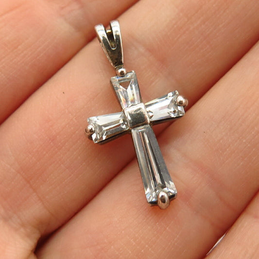 925 Sterling Silver C Z Cross Pendant