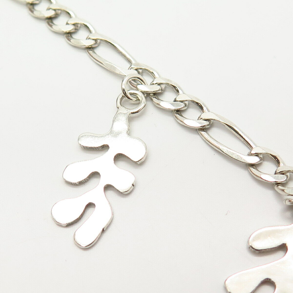 925 Sterling Silver Italy Leaf Charm Figaro Link Bracelet 7 3/4"