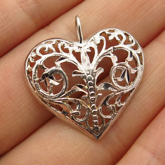 925 Sterling Silver Carved Swirl Heart Design Pendant