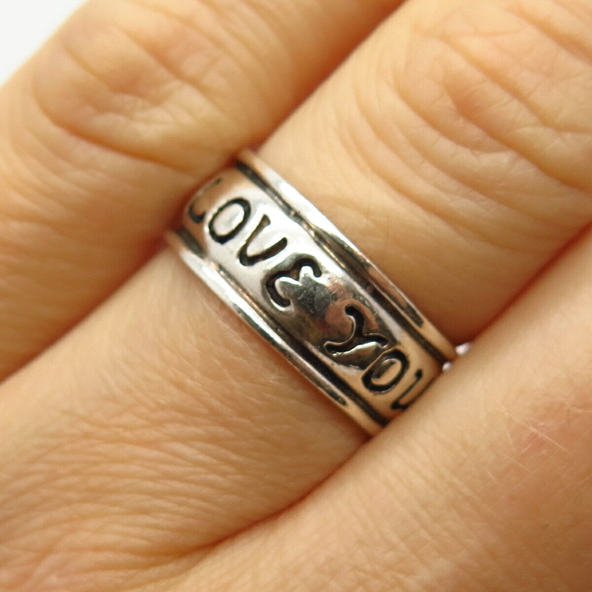 925 Sterling Silver  "I Love You / I Need You" Band Ring Size 6 3/4