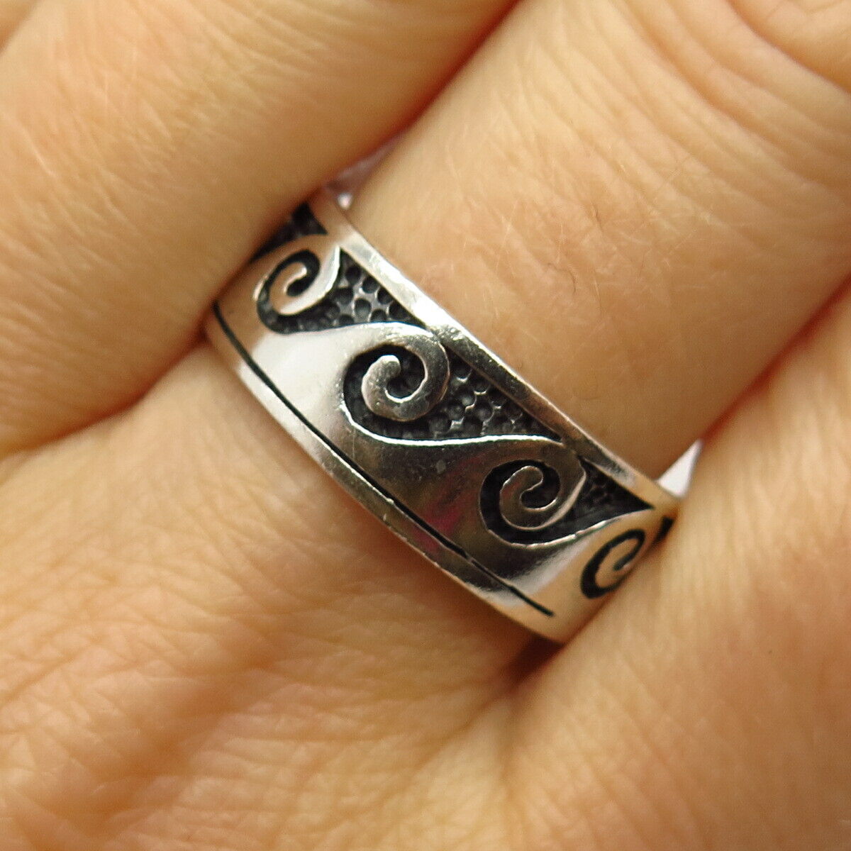 925 Sterling Silver Tribal Water Pattern Design Band Ring Size 9 3/4