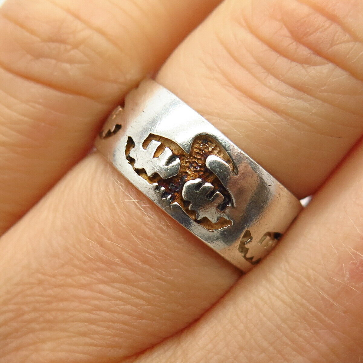 925 Sterling Silver Peter Stone Flying Dragon Design Band Ring Size 6