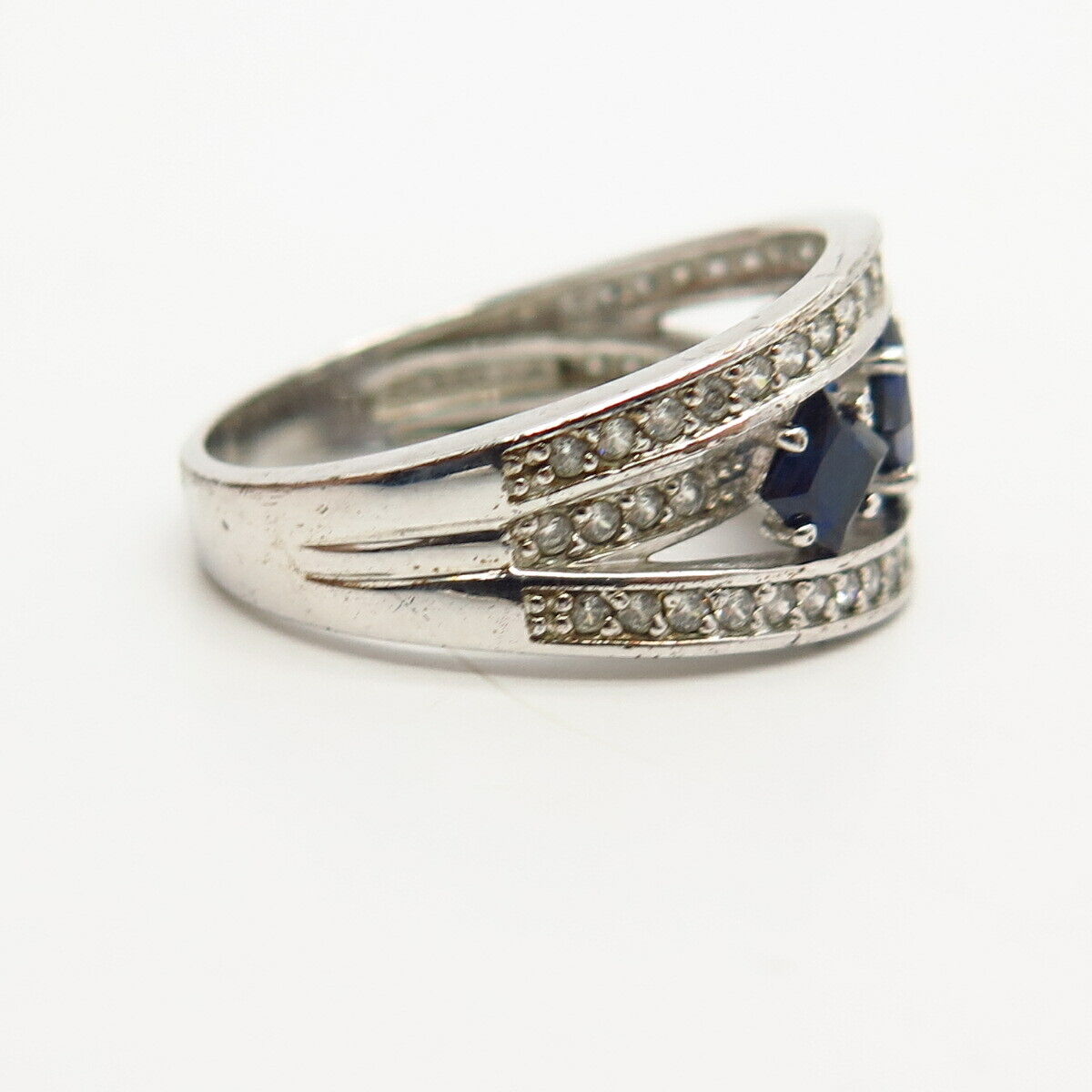 925 Sterling Silver White & Blue C Z Ring Size 6