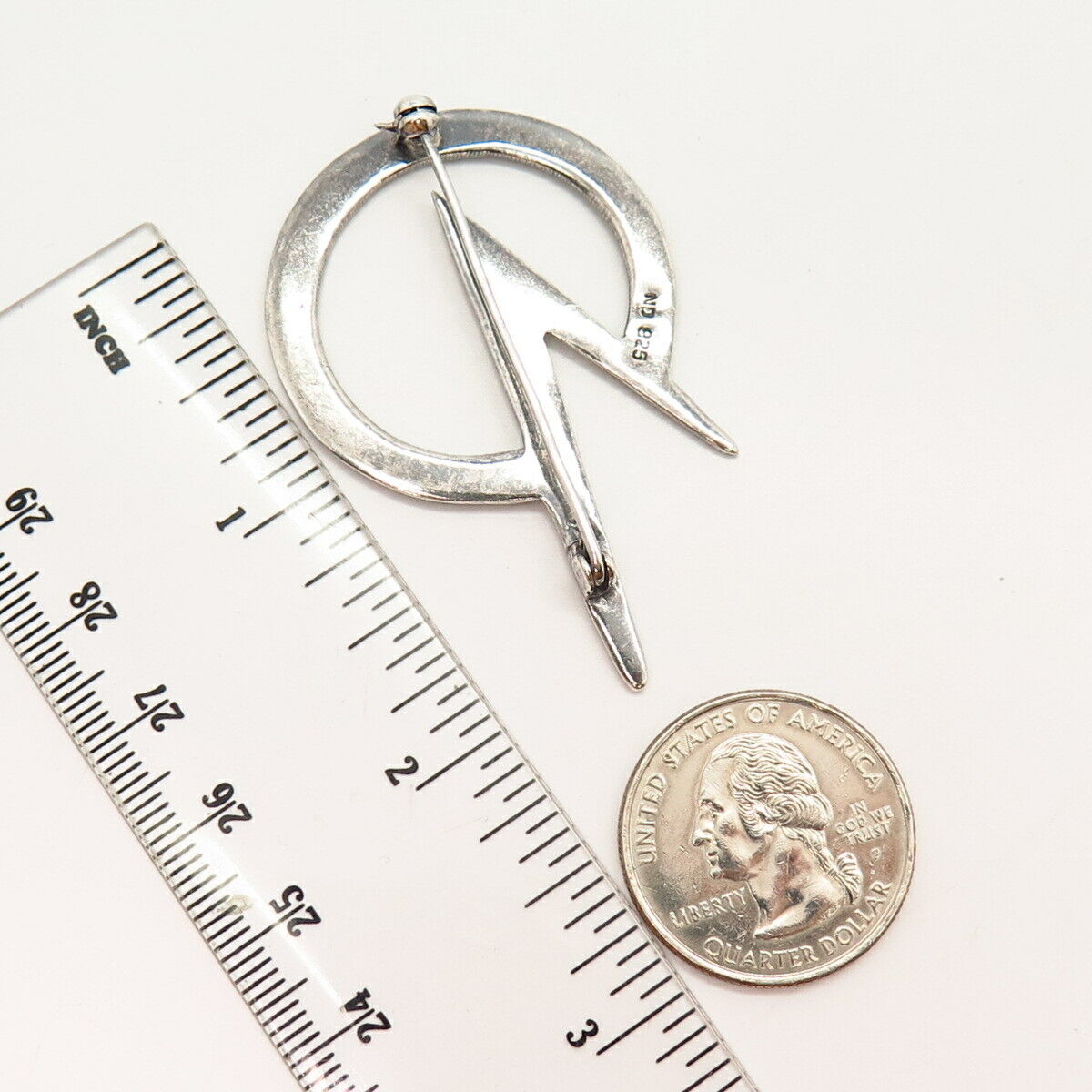 925 Sterling Silver Real Marcasite Gemstone Modernist Design Pin Brooch