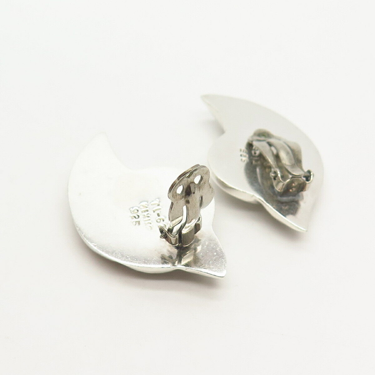 925 Sterling Silver Vintage Mexico Shell Design Clip On Earrings