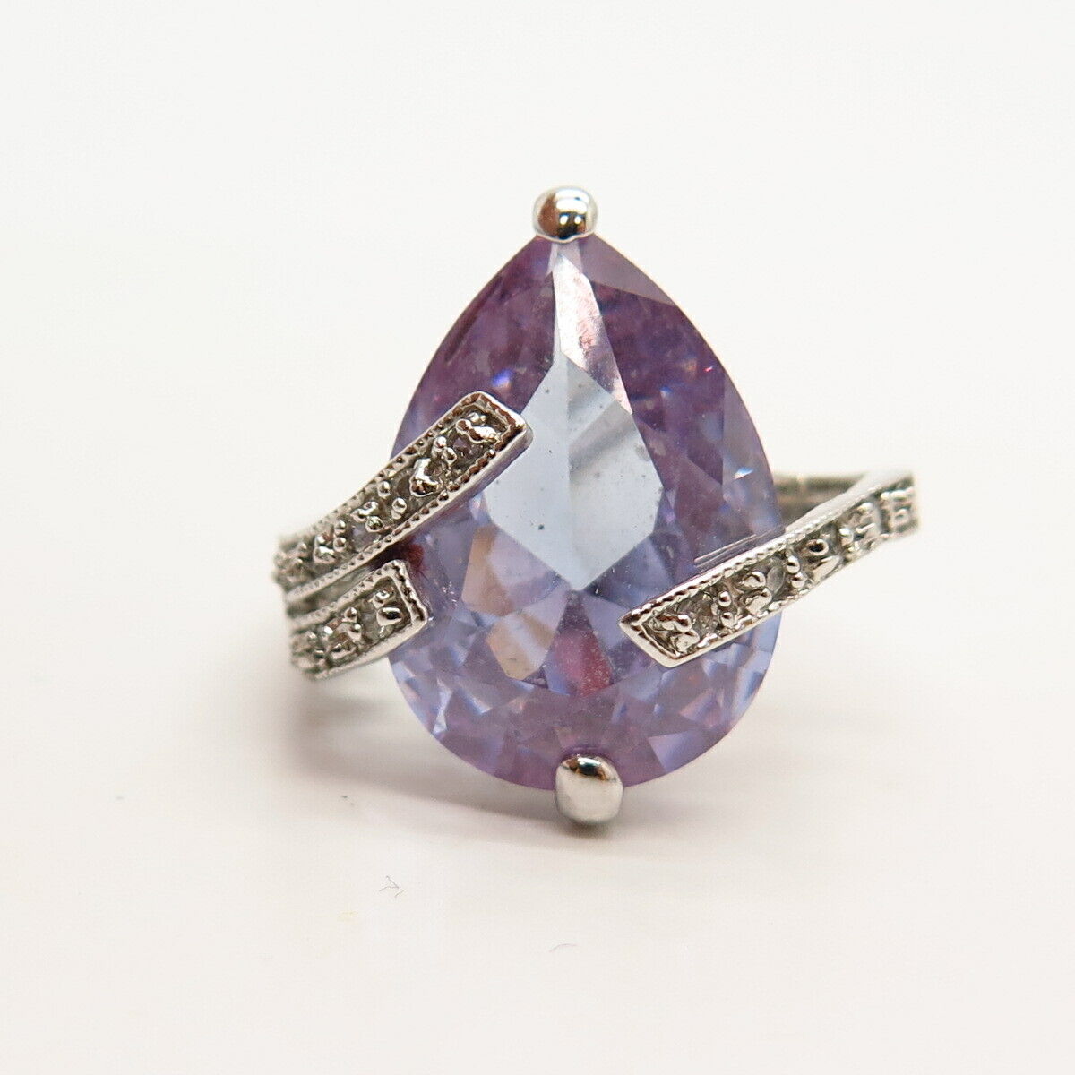 925 Sterling Silver White & Amethyst-Tone C Z  Ring Size 7