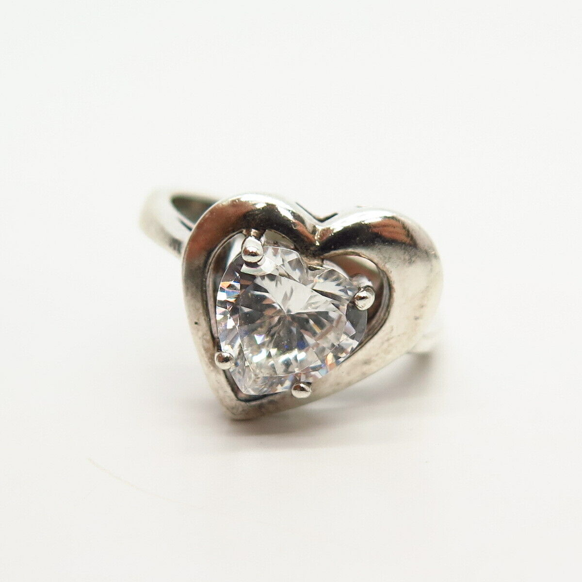 925 Sterling Silver C Z Heart Design Ring Size 7