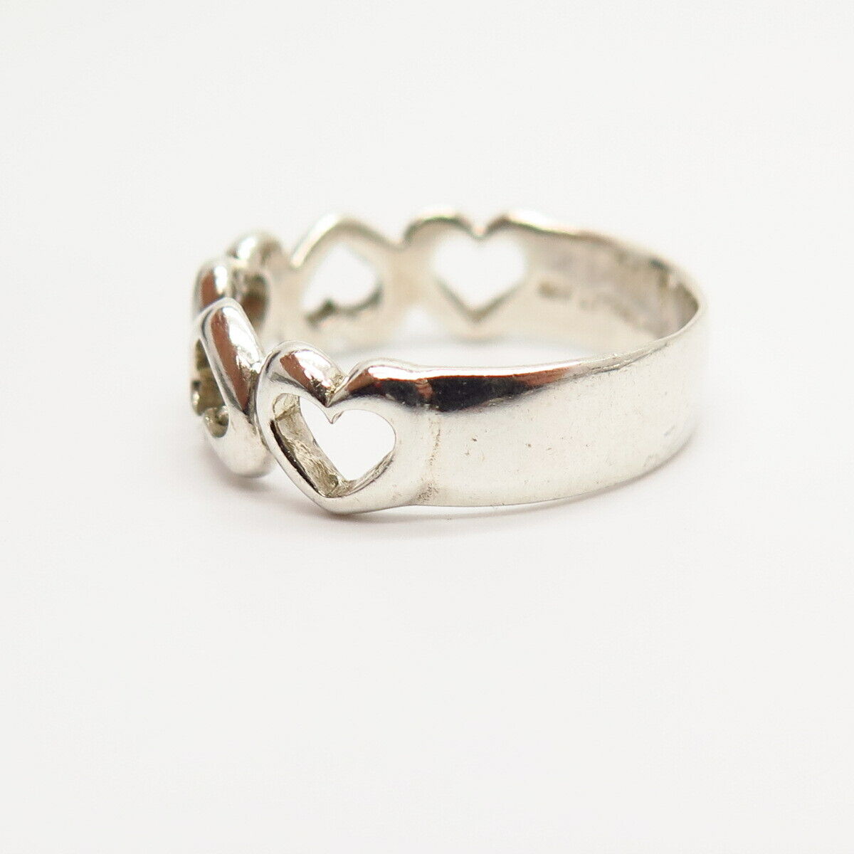 925 Sterling Silver Heart Design Ring Size 6 1/4