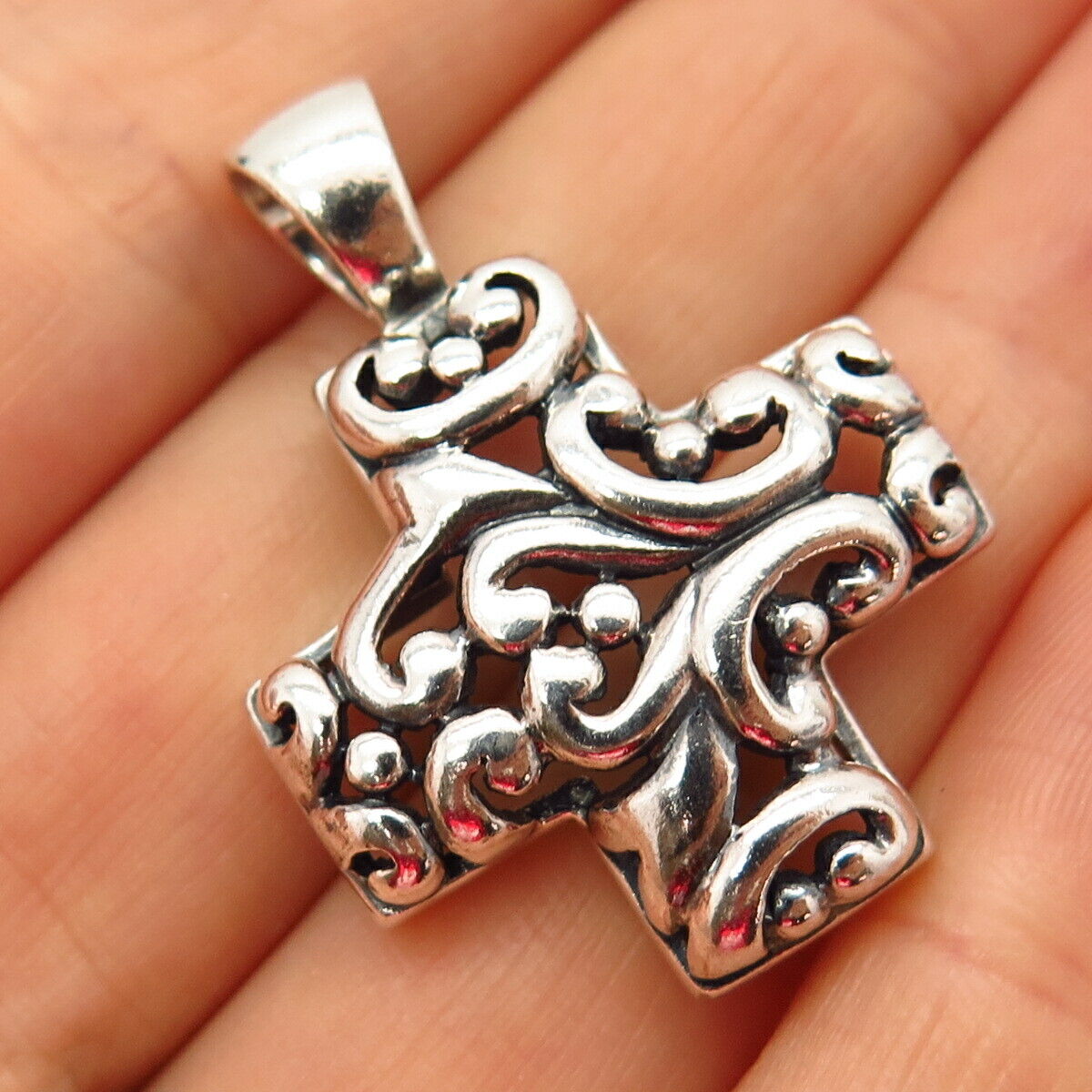 925 Sterling Silver Cutout Swirl Design Cross Pendant