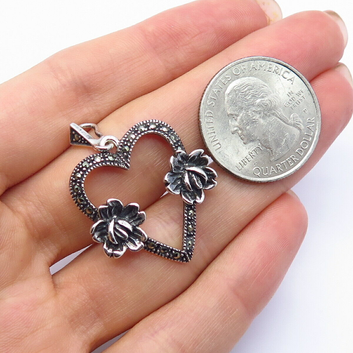 925 Sterling Silver Real Marcasite Gem Open Heart Floral Design Pendant