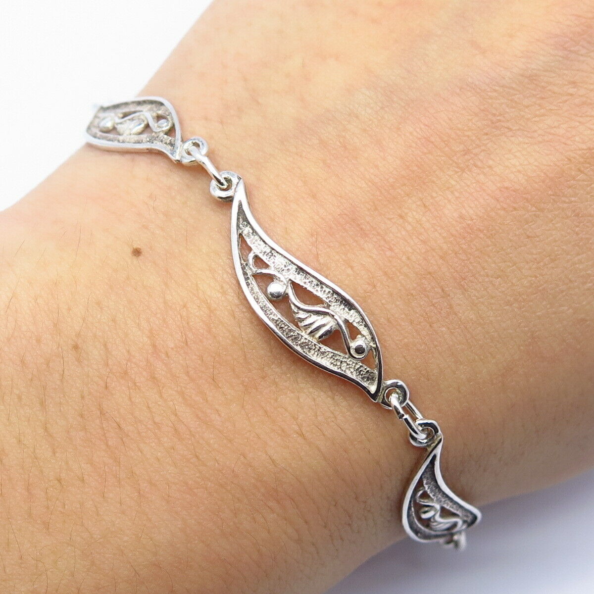 925 Sterling Silver Vintage Leaf Design Link Bracelet 7"