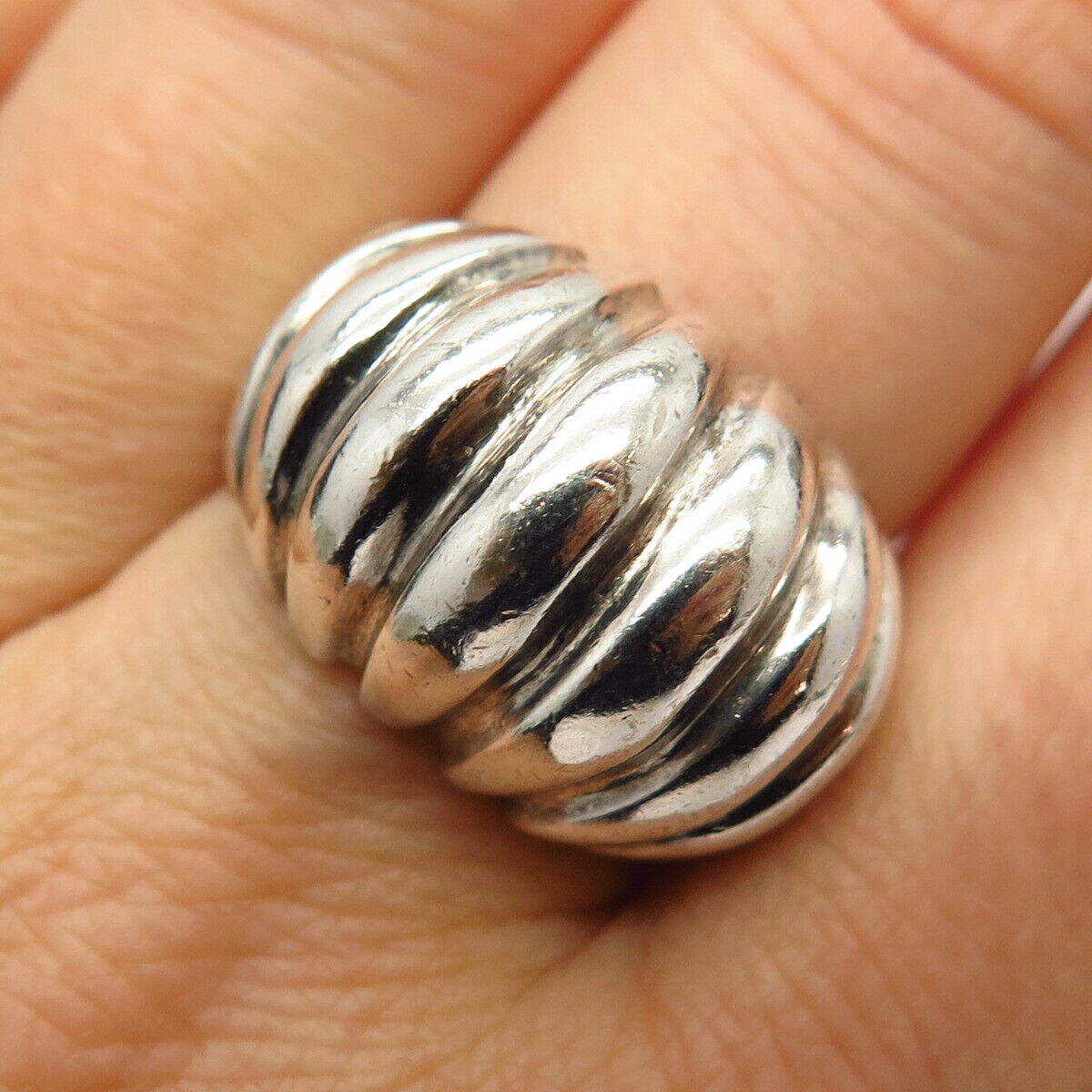 925 Sterling Silver Vintage Mexico Domed Ribbed Ring Size 8.5