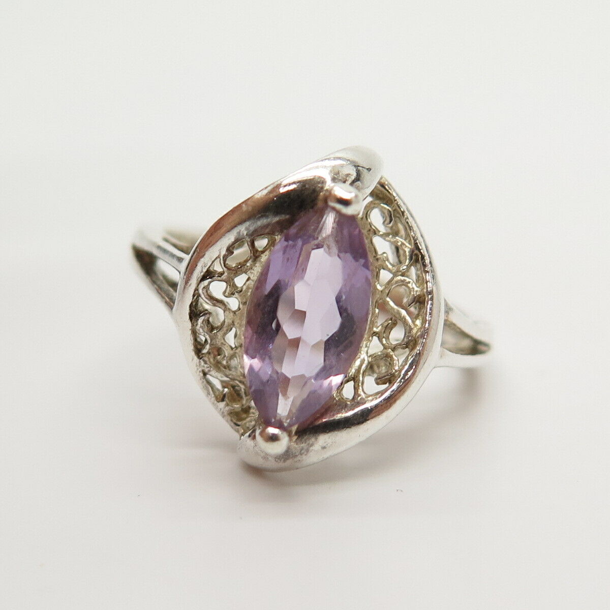 925 Sterling Silver Real Amethyst Gem Ring Size 6