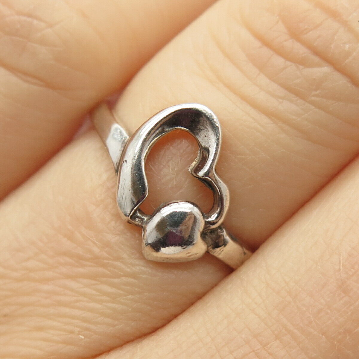 925 Sterling Silver Couple of Hearts Ring Size 6.5