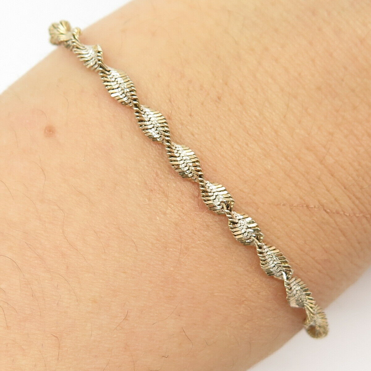 925 Sterling Silver 2-Tone Twisted Herringbone Link Bracelet 6 3/4"