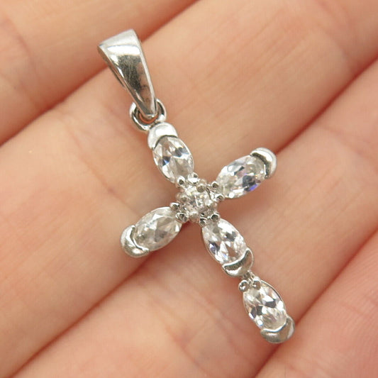 925 Sterling Silver C Z Cross Pendant