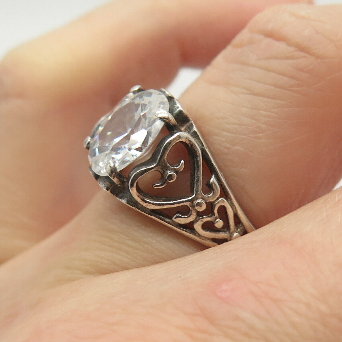 925 Sterling Silver Vintage C Z Heart & Swirl Ring Size 6 3/4