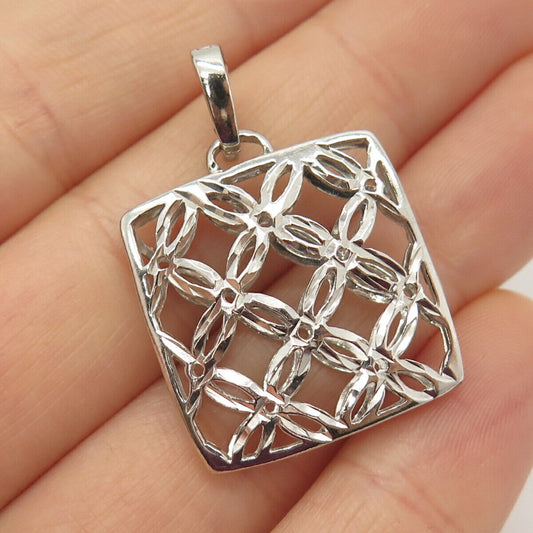 925 Sterling Silver Italy Floral Design Pendant