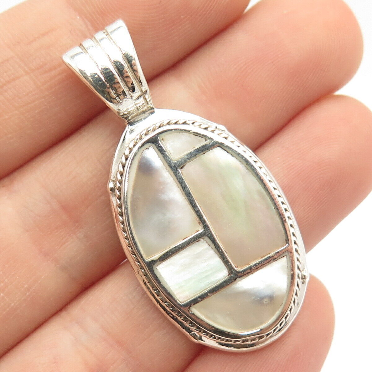 925 Sterling Silver Real Mother-of-Pearl Oval Pendant