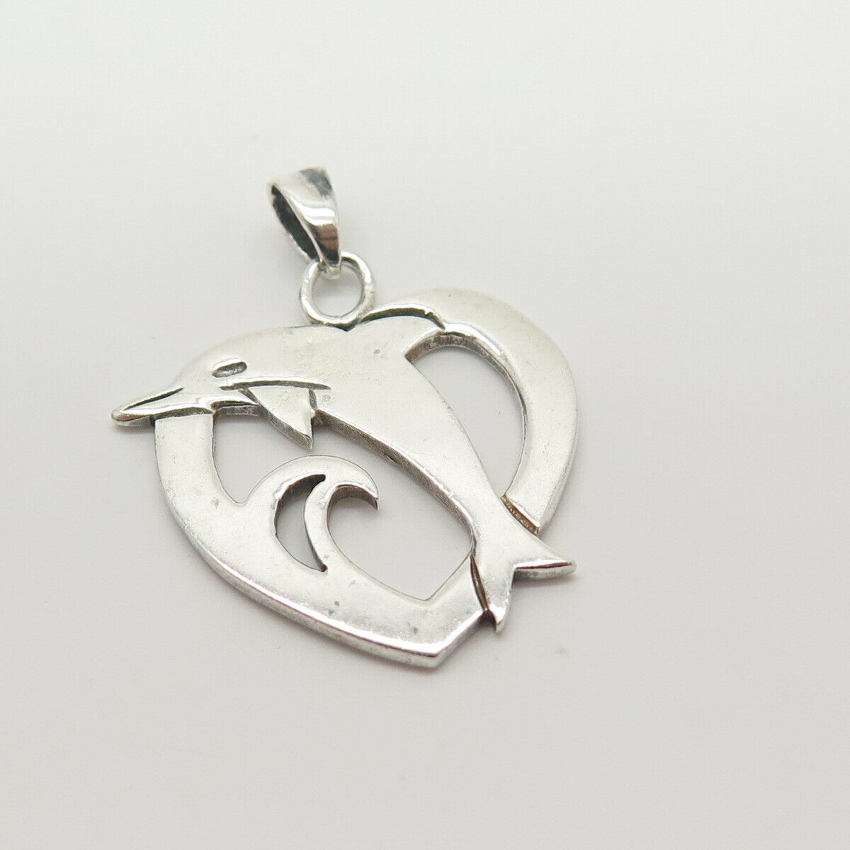 925 Sterling Silver Vintage Friendly Dolphin Heart Pendant