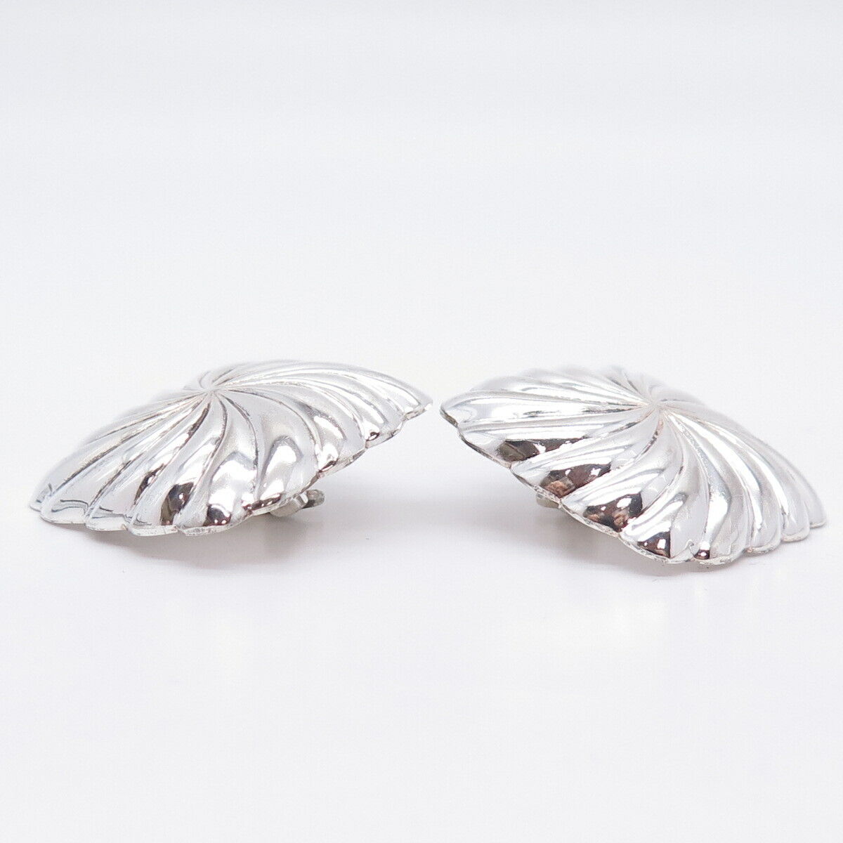 925 Sterling Silver Vintage Italy Ribbed Hollow Clip On Earrings