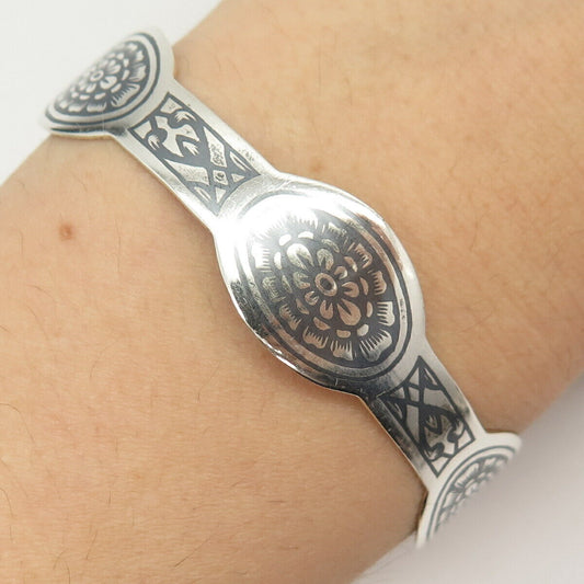 925 Sterling Silver Vintage Floral Design Cuff Bracelet 7.5"