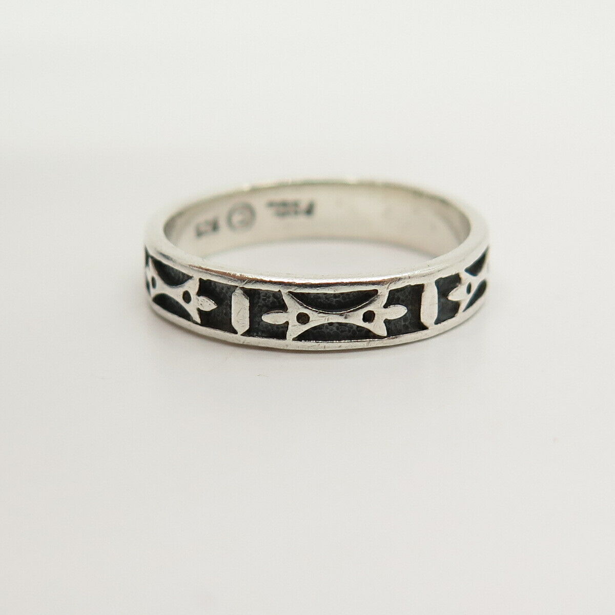 925 Sterling Silver Vintage Peter Stone Tribal Symbols Band Ring Size 6 1/4