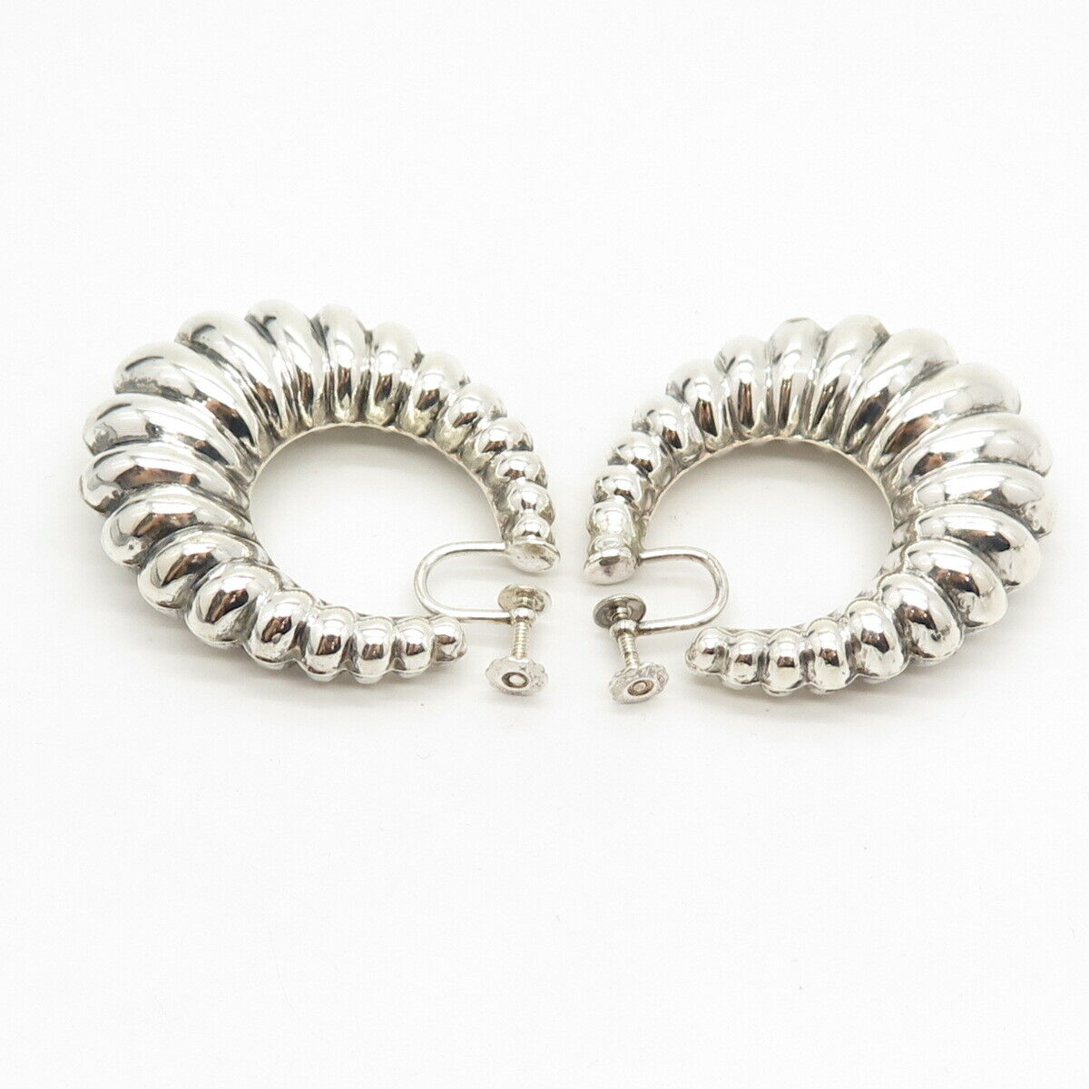 925 Sterling Silver Vintage Ribbed Hollow Screw Back Earrings