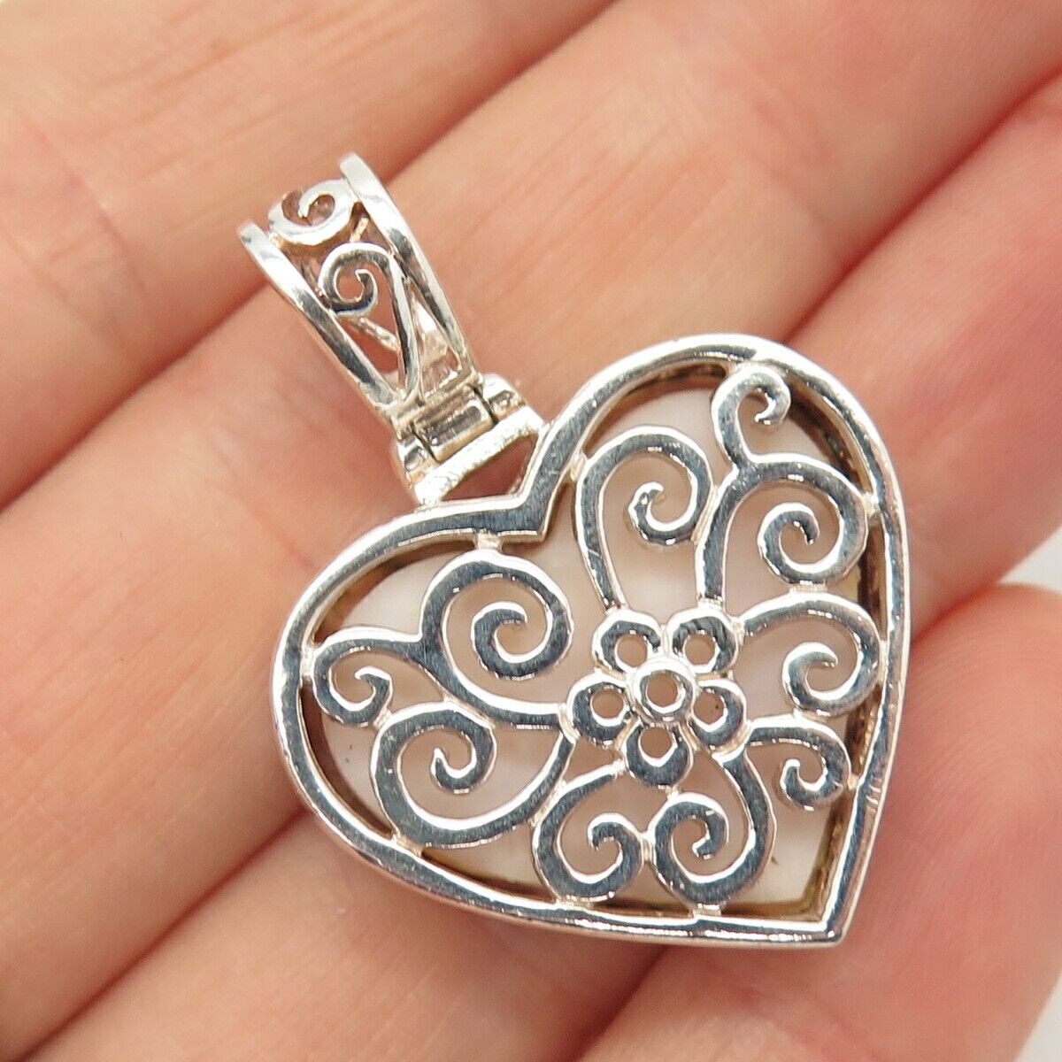 925 Sterling Silver Vintage Real Mother-of-Pearl Heart Swirl Design Pendant