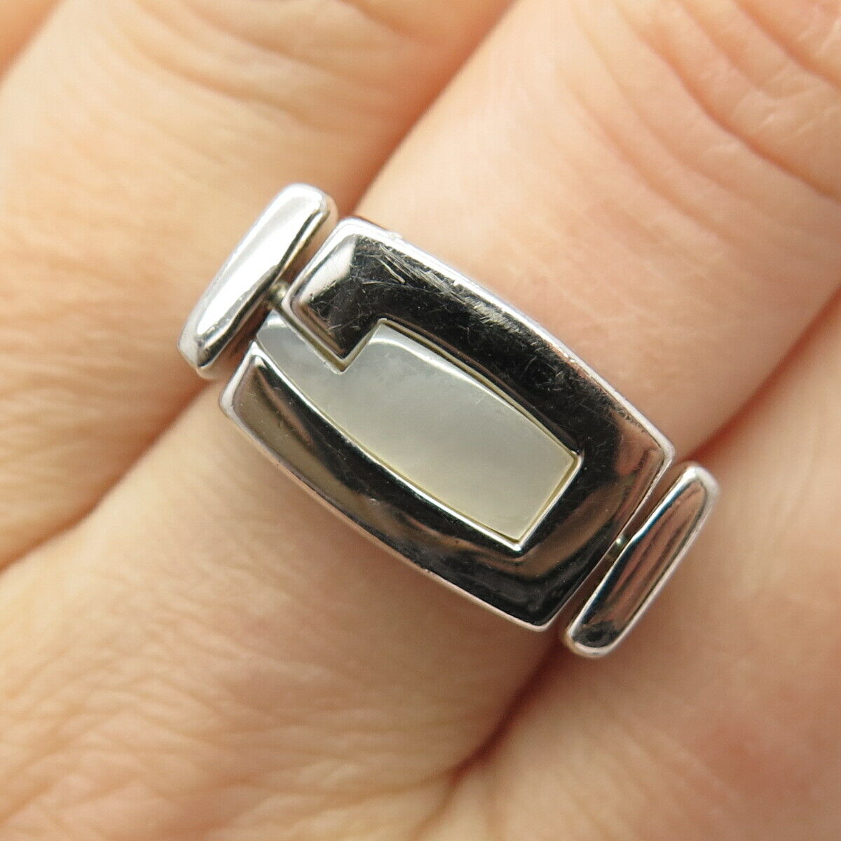 925 Sterling Silver Guess Real Mother-of-Pearl & Black Onyx Gem Ring Size 7