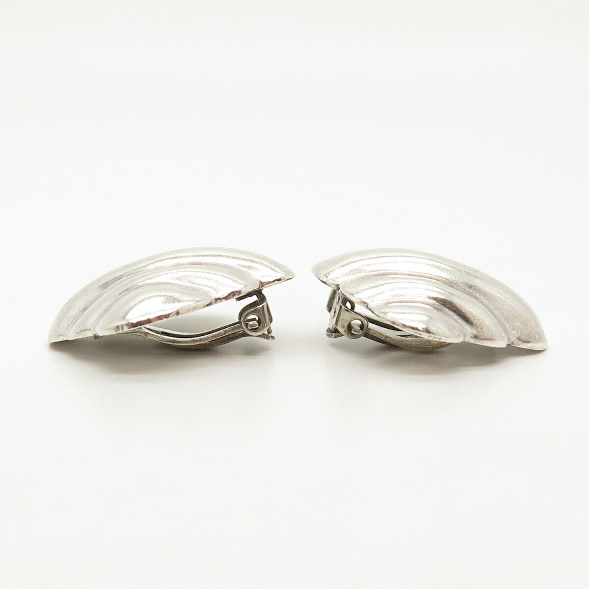 925 Sterling Silver Vintage Mexico Ribbed Hollow Clip On Earrings