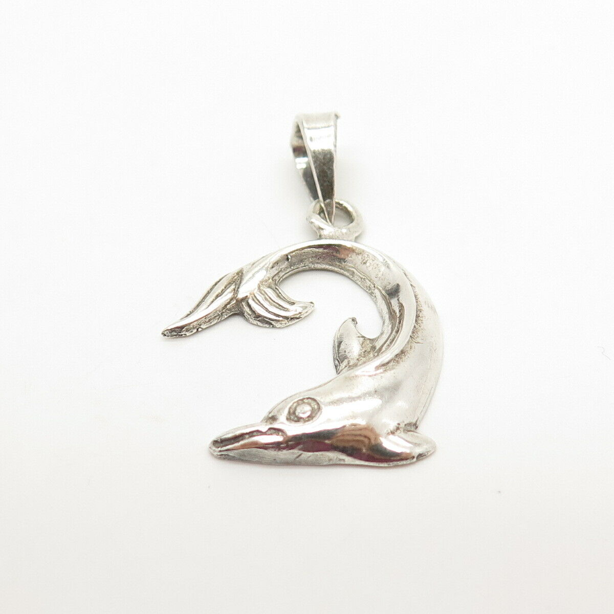 925 Sterling Silver Vintage Friendly Dolphin Pendant