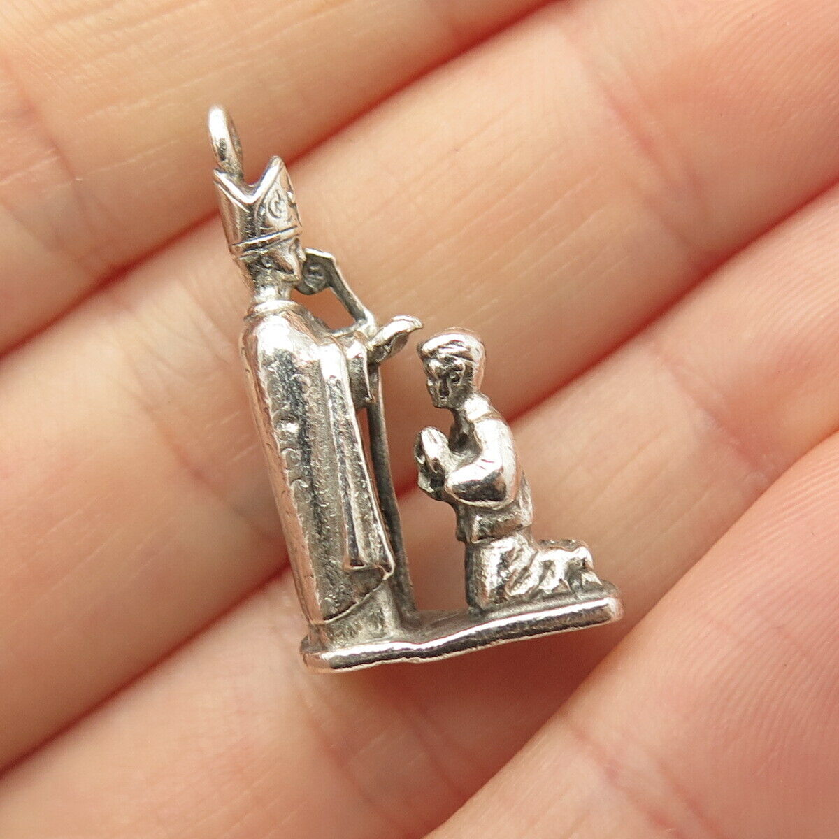 925 Sterling Silver Vintage Creed Christian Religious Scene Pendant