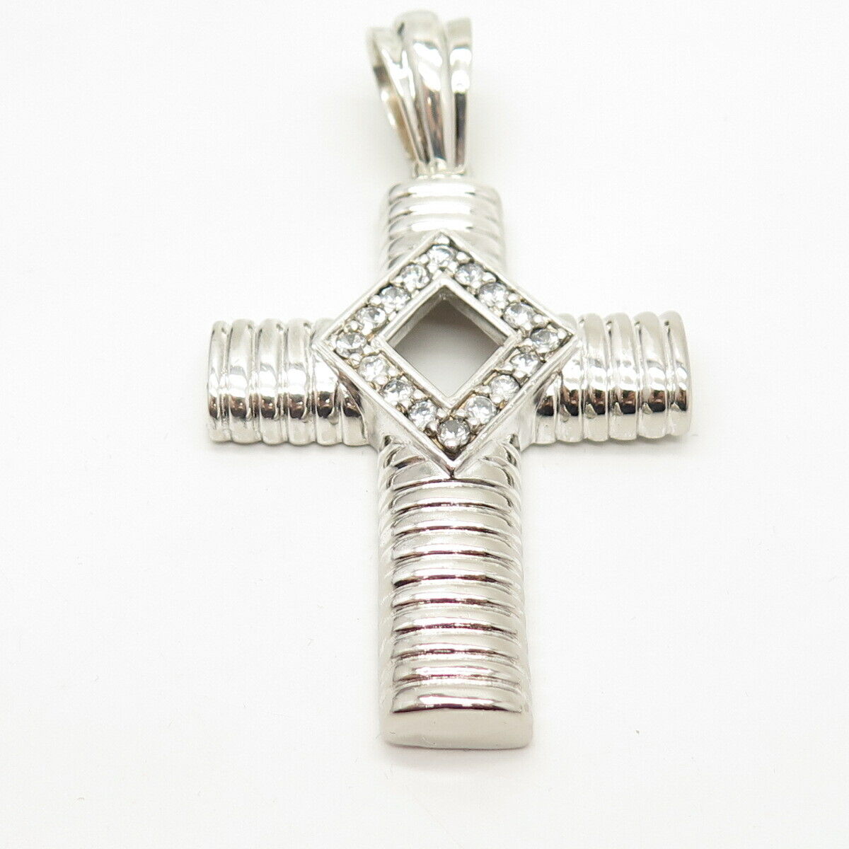 925 Sterling Silver Vintage C Z Ribbed Cross Pendant