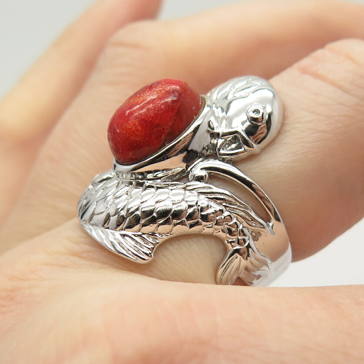 925 Sterling Silver Real Coral Pisces Zodiac Sign Statement Ring Size 7 3/4