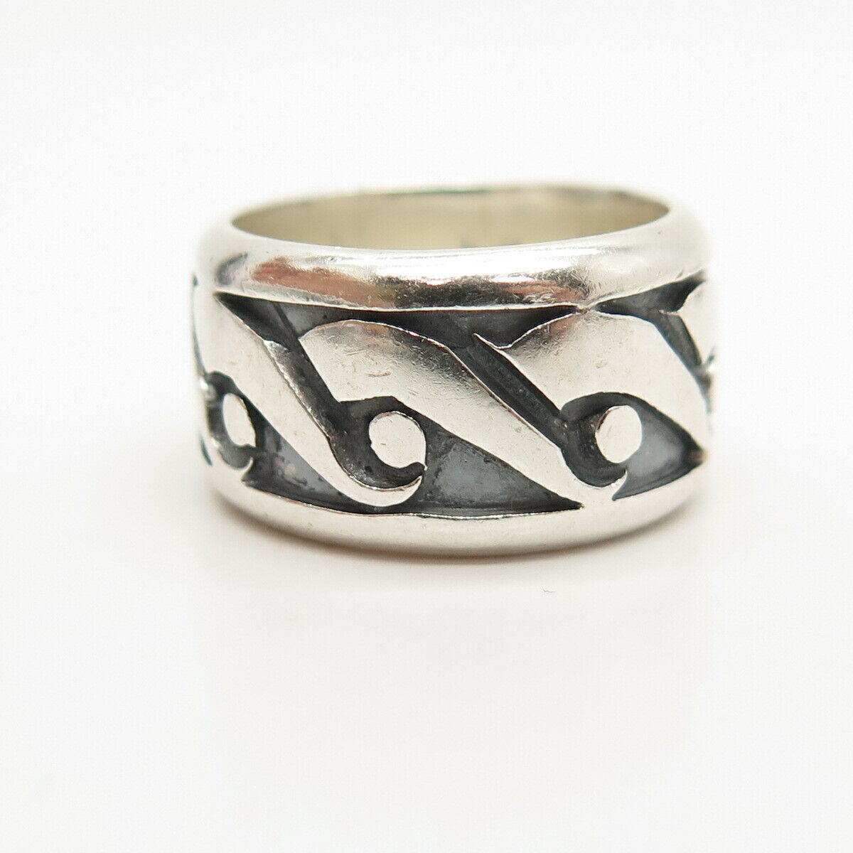 925 Sterling Silver Vintage Tribal Band Ring Size 7 3/4