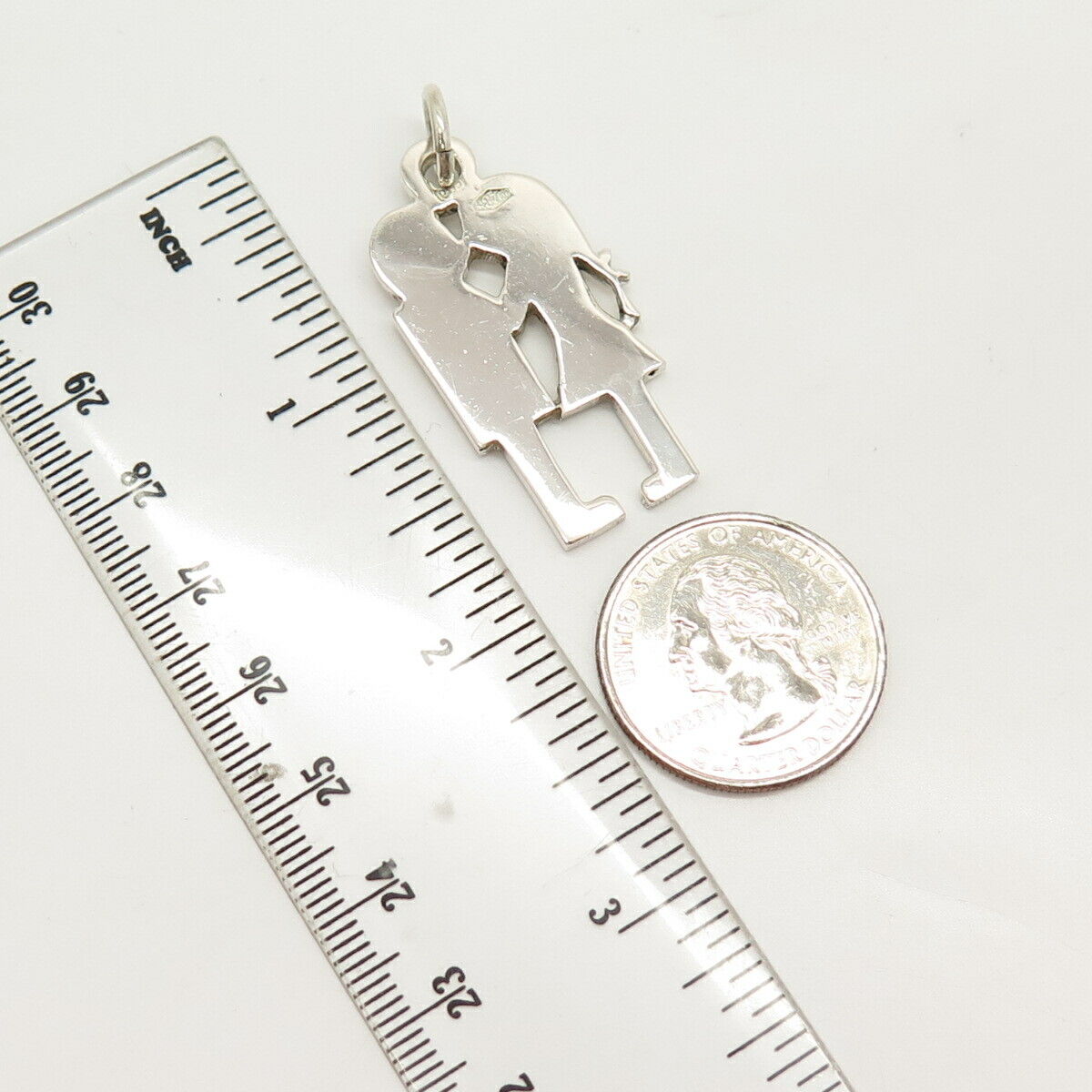 800 Silver Vintage Boy & Girl Love Kiss Design Pendant