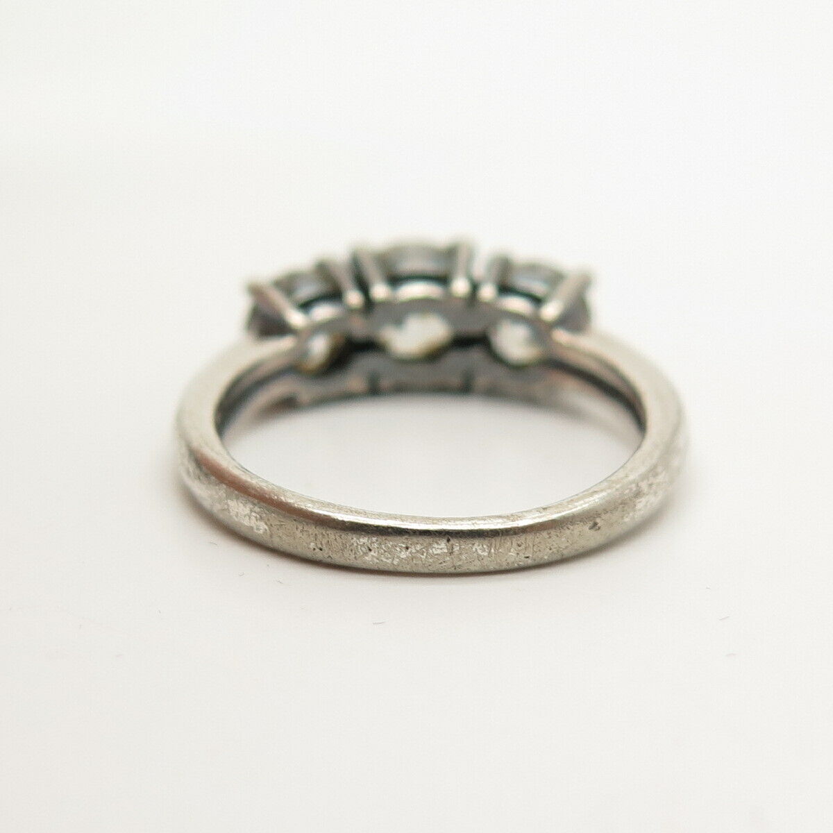 925 Sterling Silver Round-Cut C Z Ring Size 7