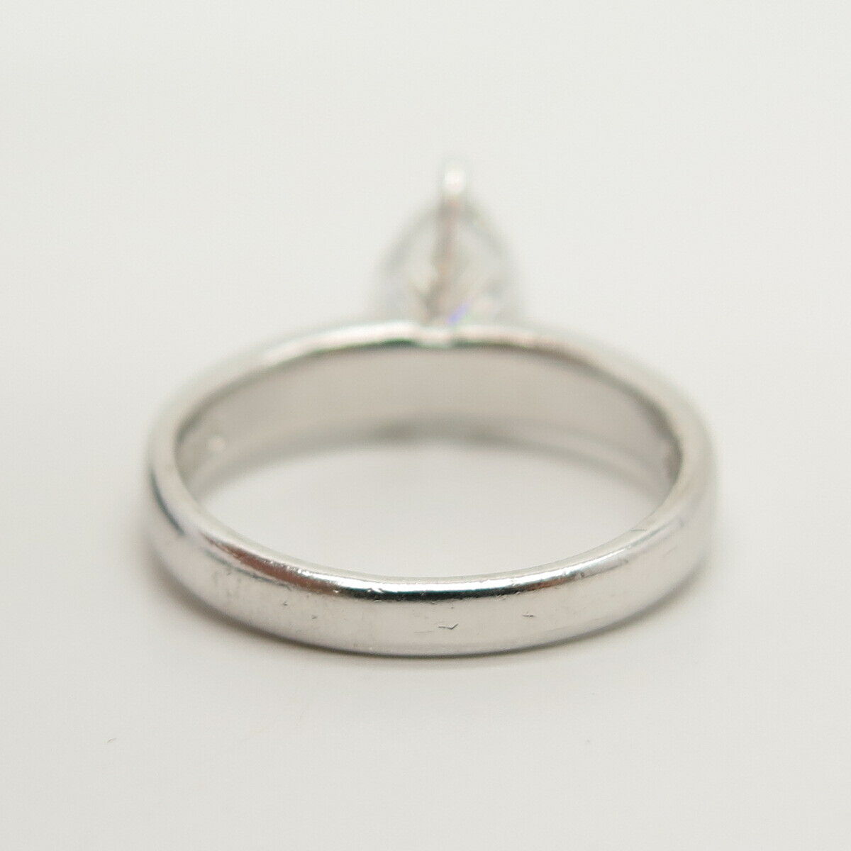 925 Sterling Silver C Z Ring Size 8