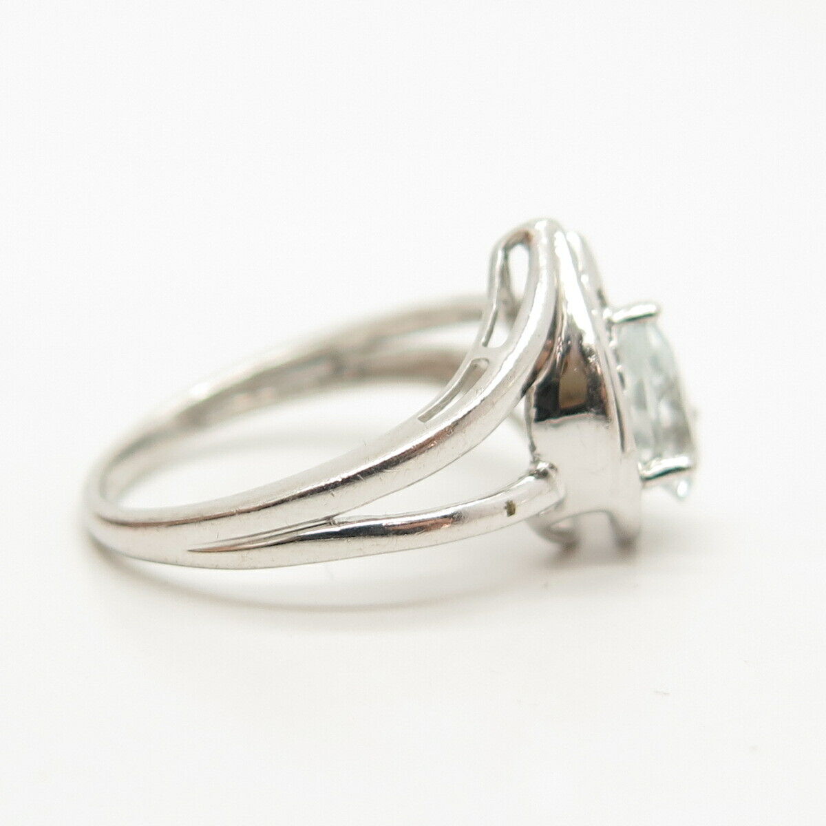 925 Sterling Silver Pear-Cut C Z Ring Size 7